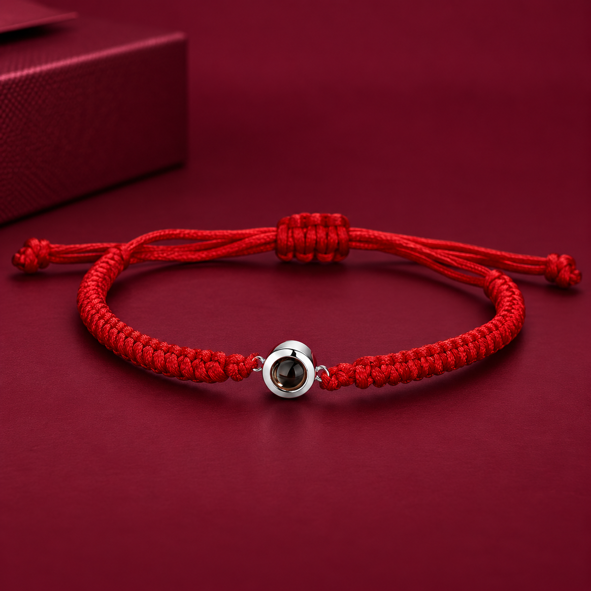 VEMORA™ Custom Projection Bracelet